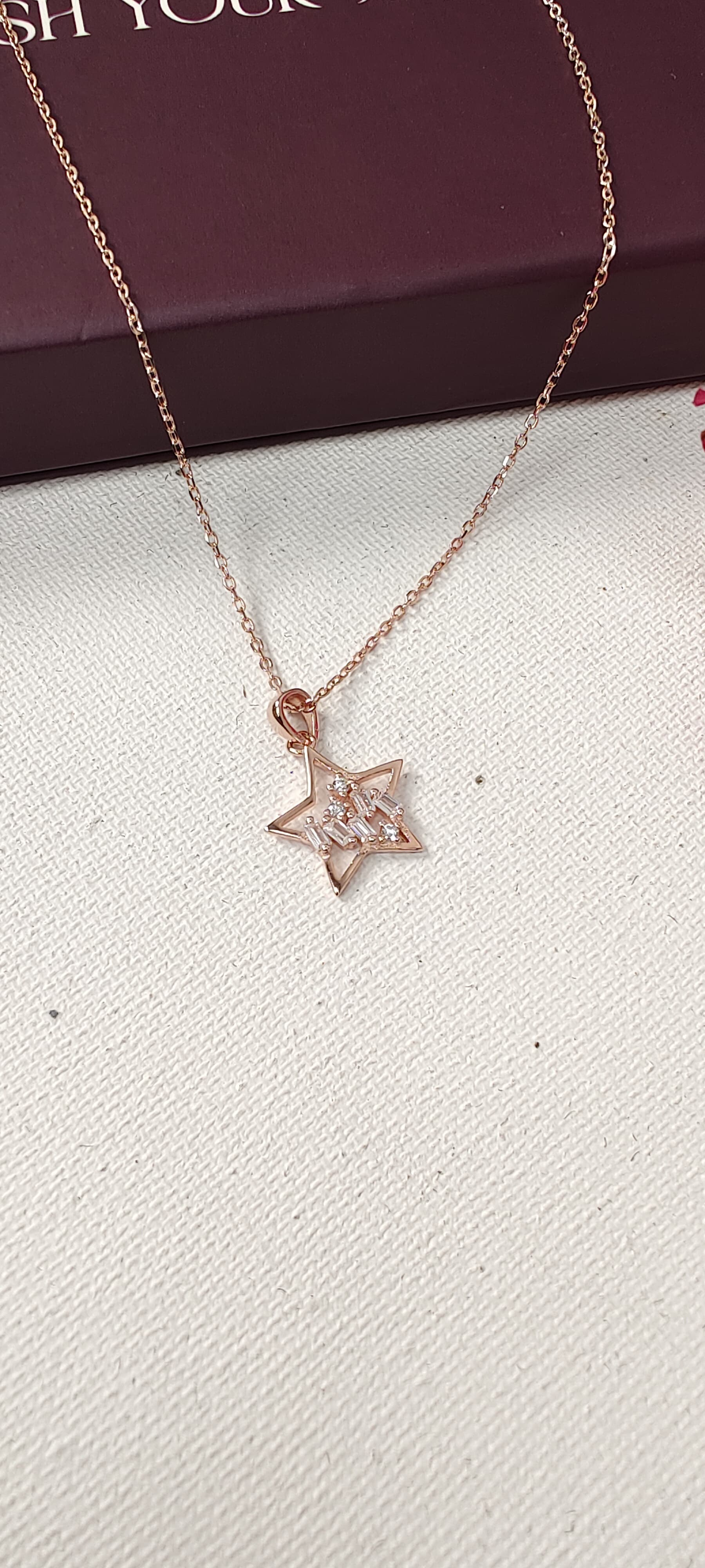 The Rosy Starlight Necklace